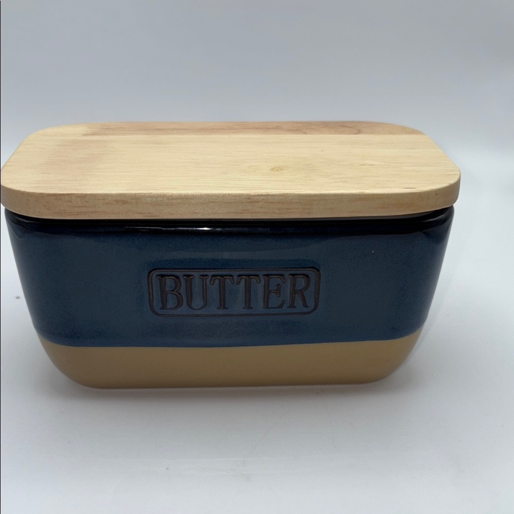 HVH Elegant Two-Tone Butter Dish with wooden lid airtight butter keeper